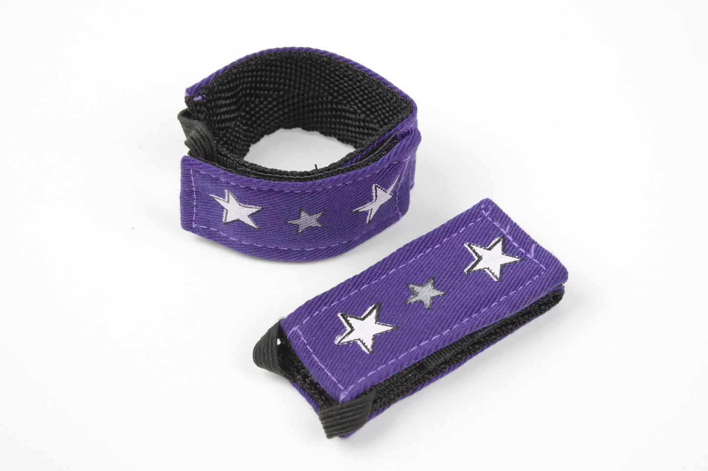 Products Pastry Sleeve Scrunch with stars in purple